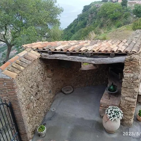 בית נופש Casa Da Daniela טאורמינה